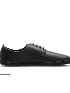 Groundies Palermo unisex Black Leather Sneakers Barefoot 7.5